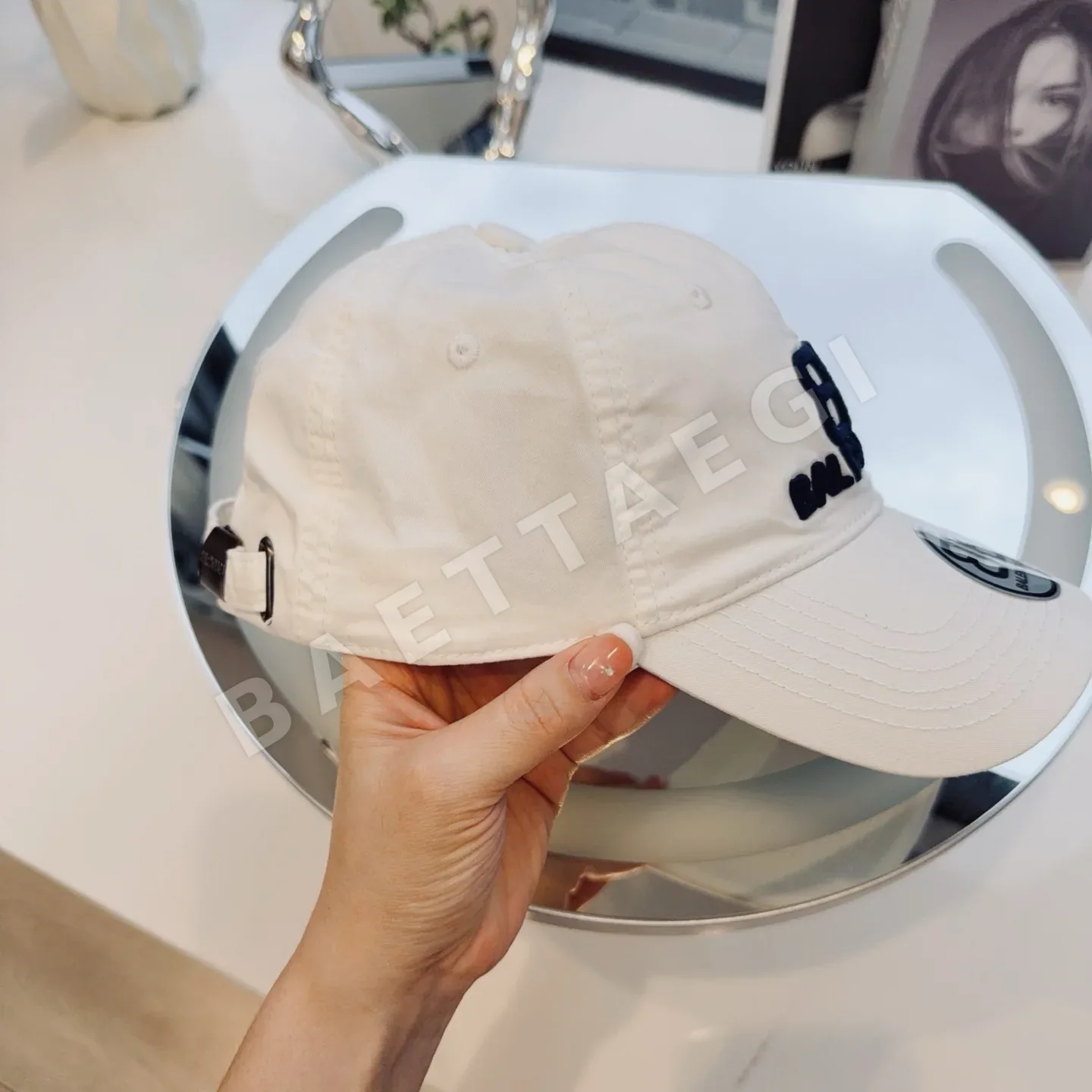 발렌시아가 워시드 코튼 어부 모자 상세 이미지 6