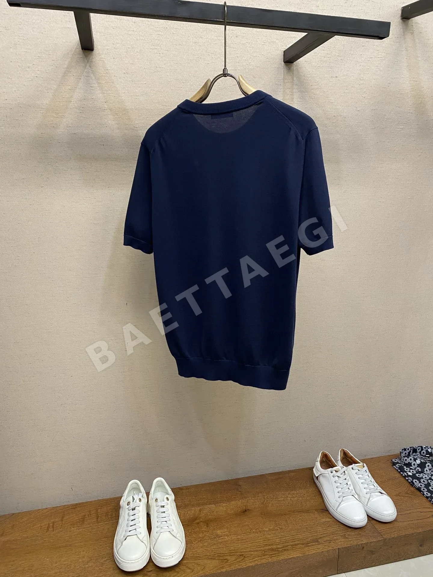 브루넬로쿠치넬리 남성 100% 코튼 라운드넥 반팔 니트 티셔츠 상세 이미지 2