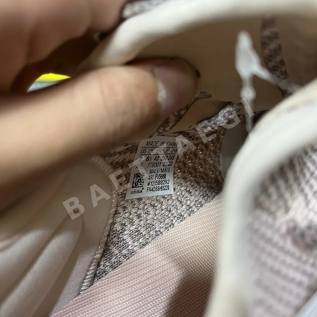 아디다스 [R] 이지 부스트 350 V2 FY5666 200734 Adidas Yeezy Boost 350 V2 상세 이미지 9