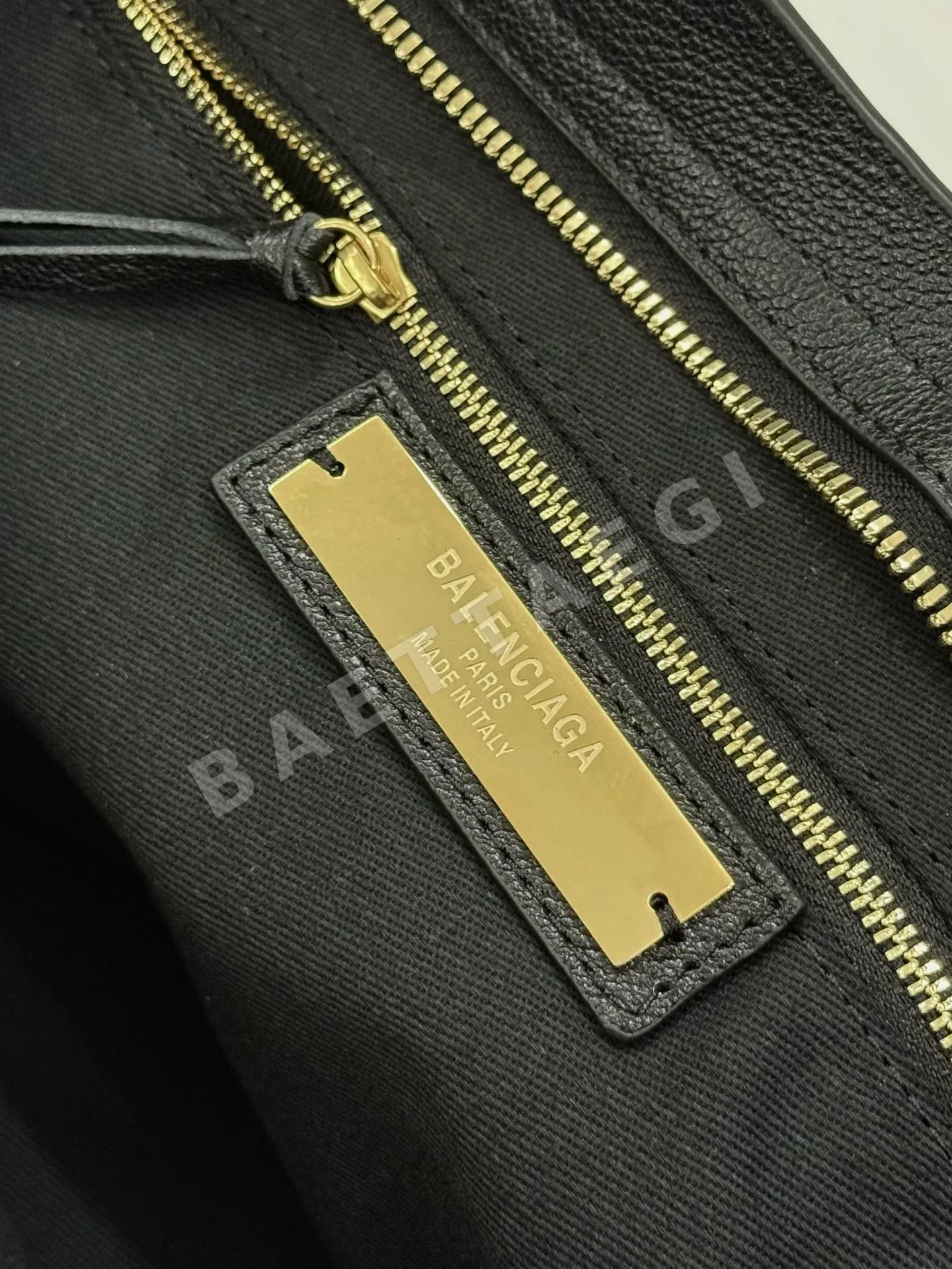 발렌시아가 블랙 골드 모터사이클 가방 상세 이미지 8