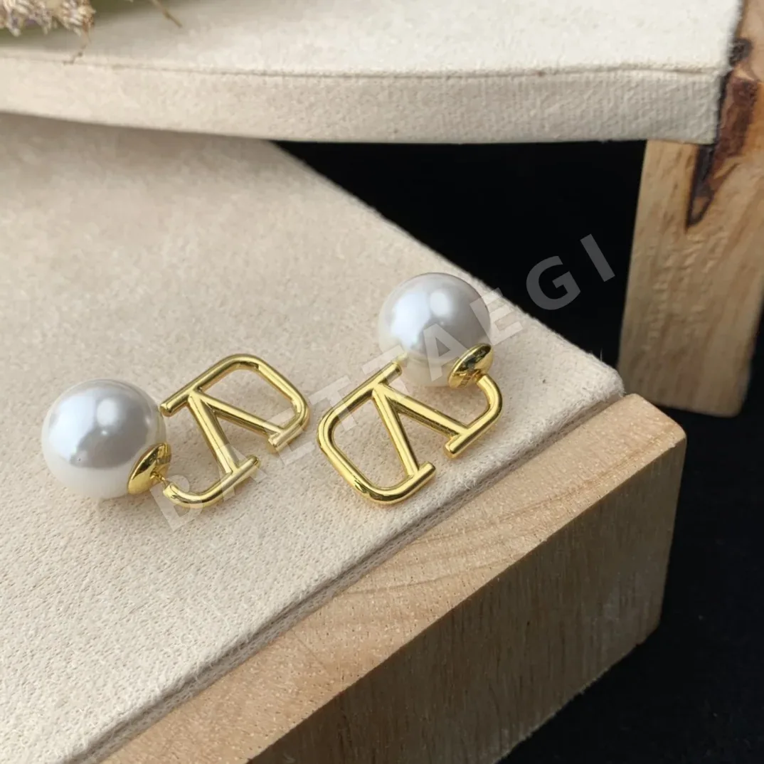 발렌티노 귀걸이 63572 Valentino Earrings