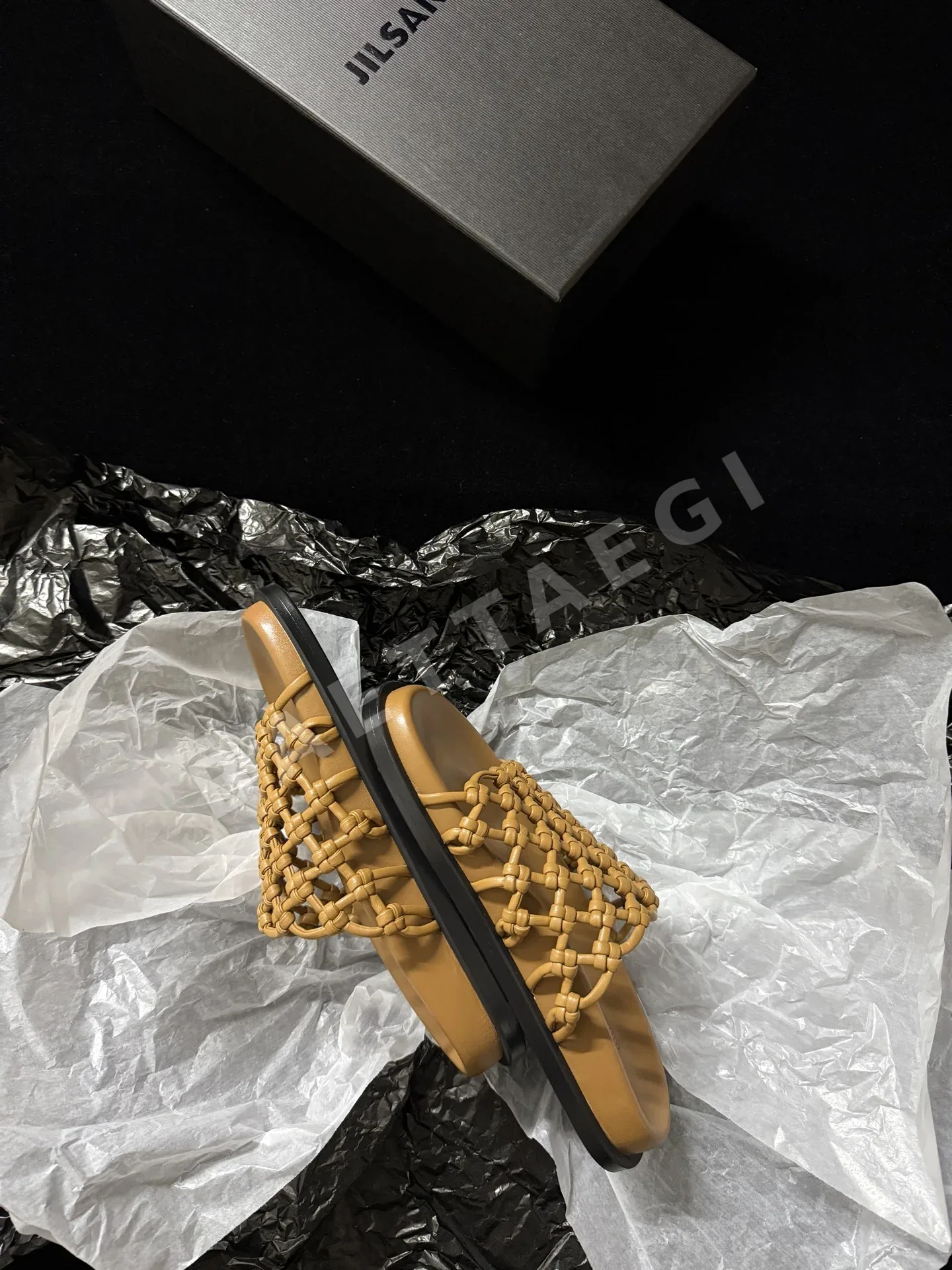질샌더 지퍼 샌들 상세 이미지 5