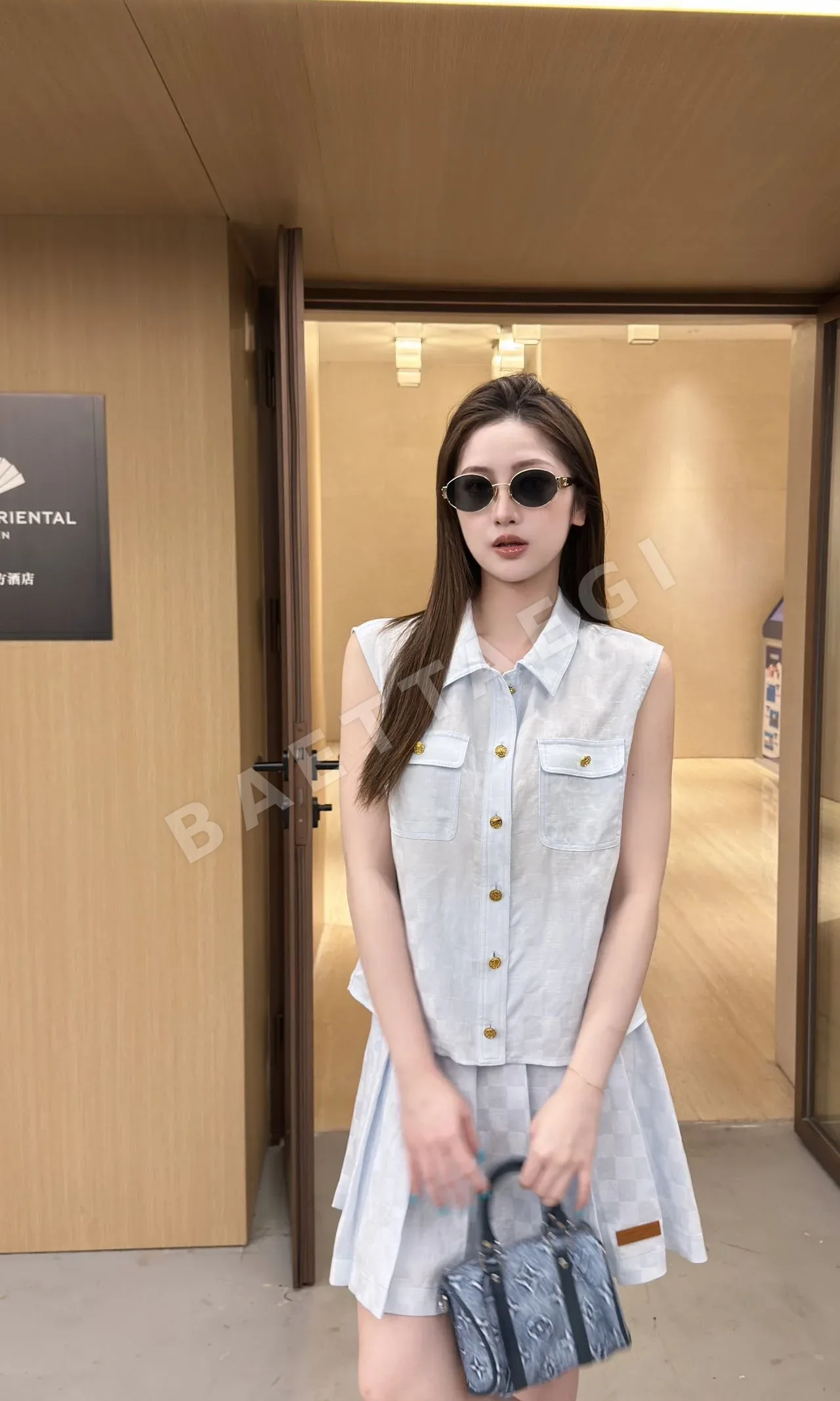 루이비통 체크 자카드 플리츠 베스트 세트 137747