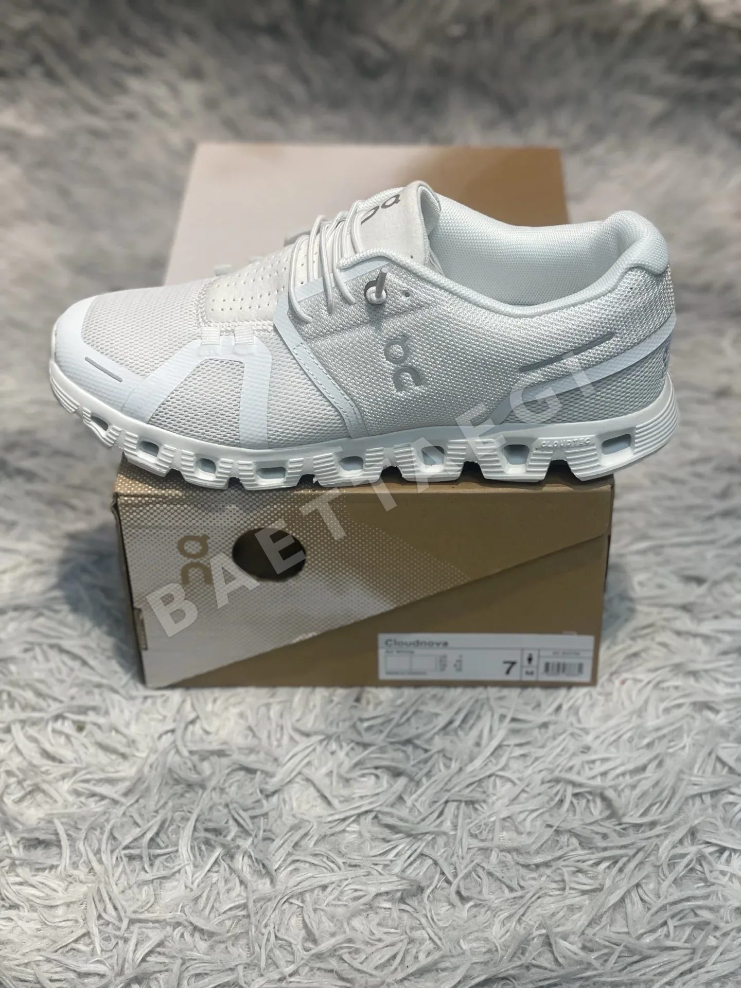 ON Run Cloud 6 남녀공용 경량 러닝화 상세 이미지 8