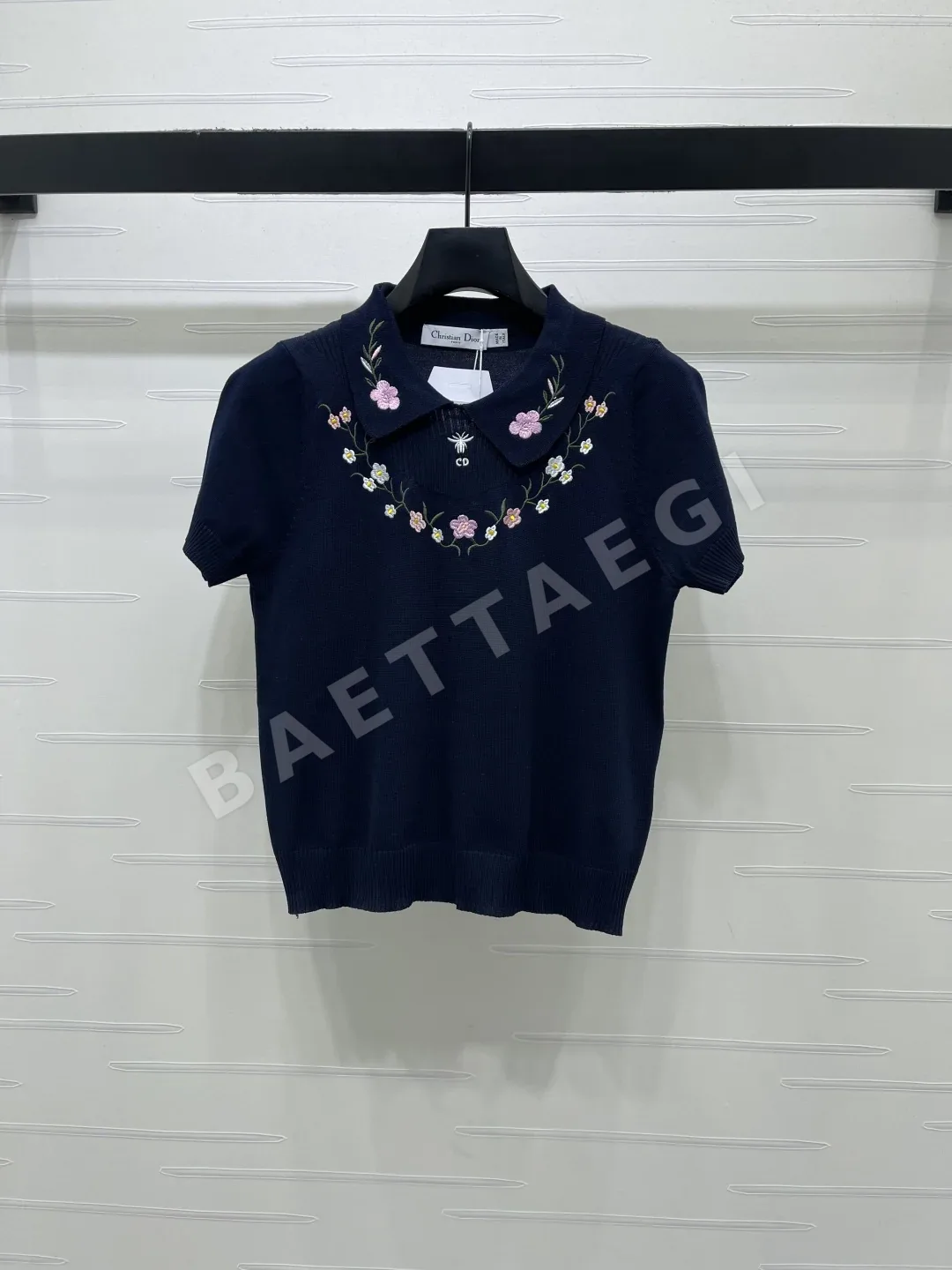 디올 여성 반팔 92047