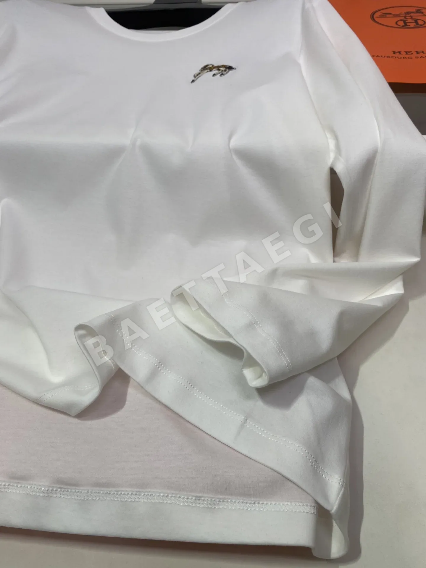 에르메스 크루넥 남성 긴팔 티셔츠 상세 이미지 4