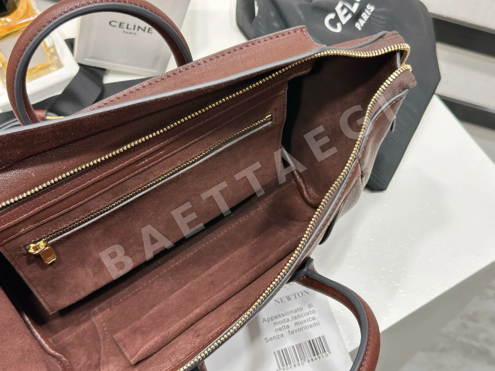 셀린느 스마일 페이스 스몰 핸드백 상세 이미지 6