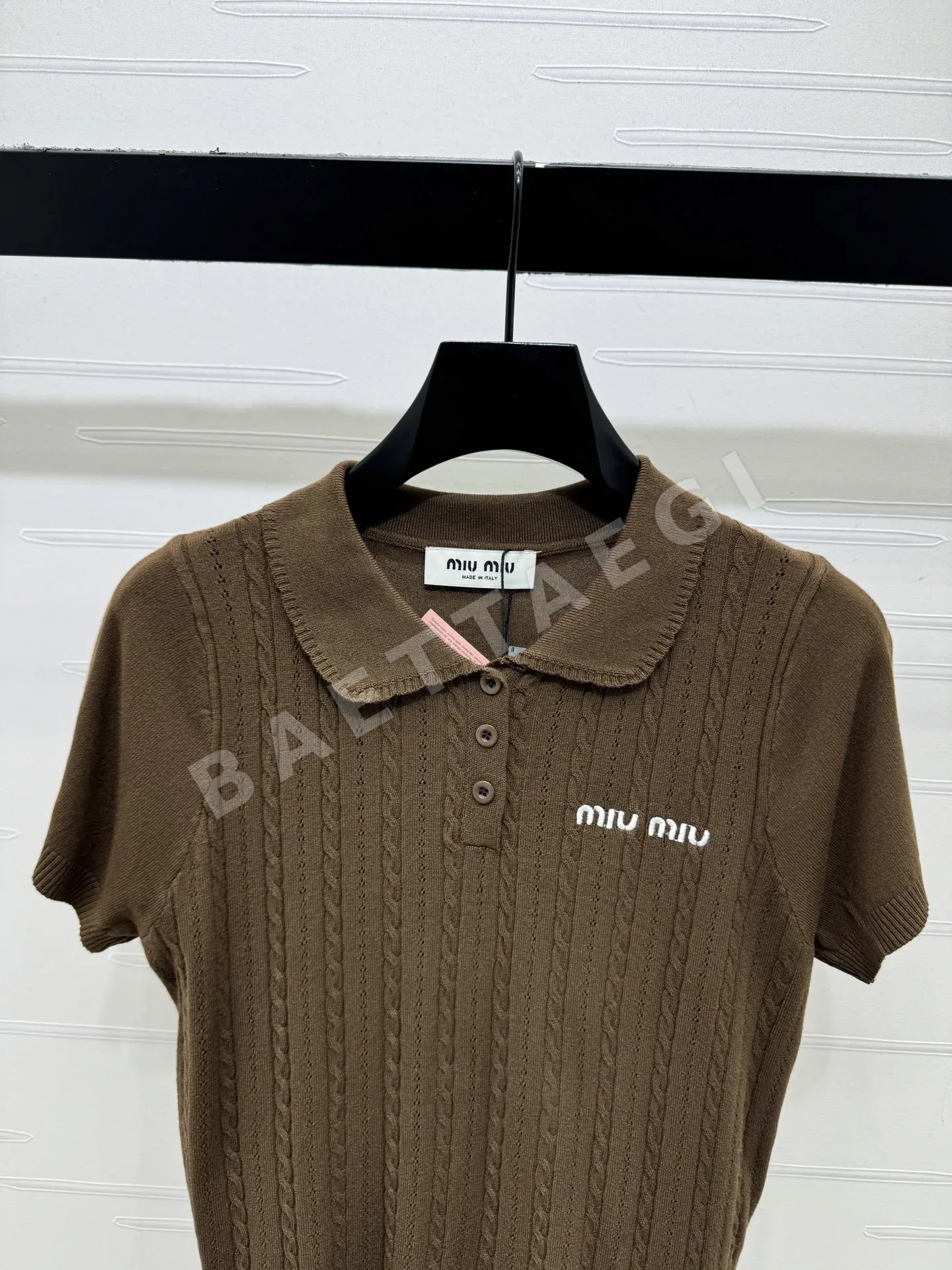 미우미우 피터팬카라 케이블 니트 반팔 셔츠 상세 이미지 4