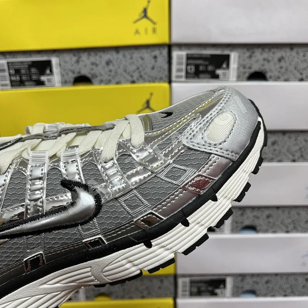 나이키 [PE] P 6000 CN0149-001 201172 Nike P-6000 Metallic Silver 상세 이미지 4