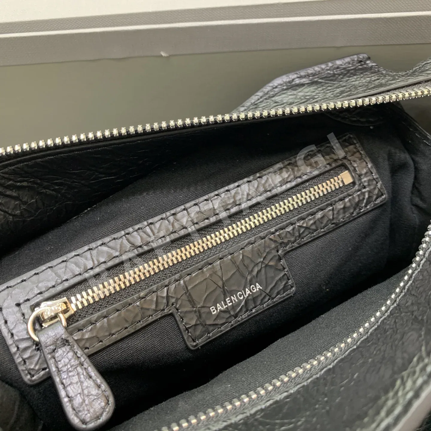 발렌시아가 네오 카골 모터사이클 백 가방 상세 이미지 7