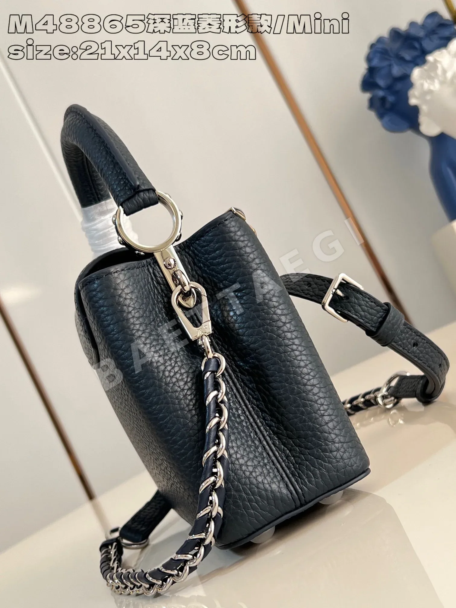 루이비통 카푸신 미니 핸드백 M48865 블루 상세 이미지 3