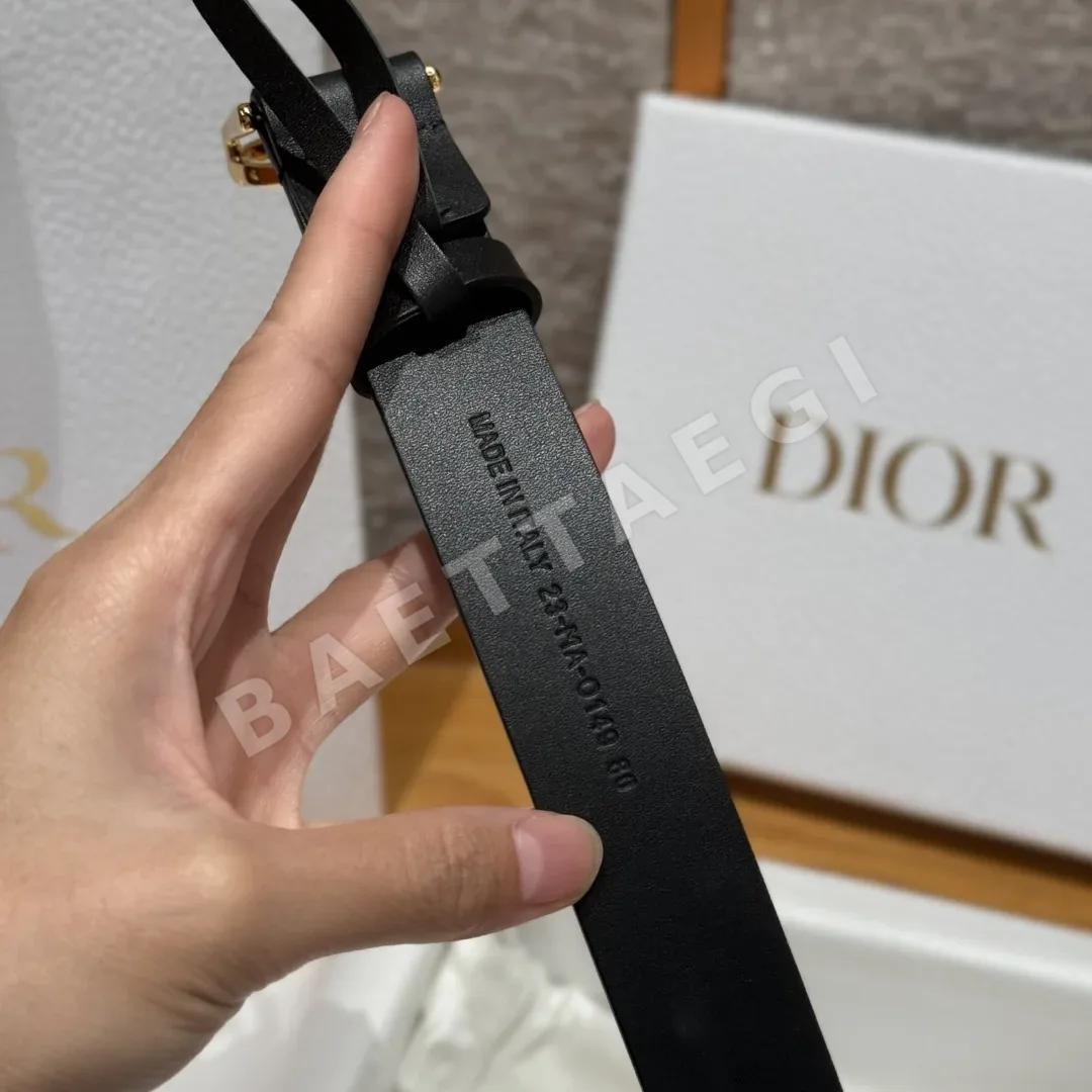 디올 소가죽 CD 버클 벨트 상세 이미지 8