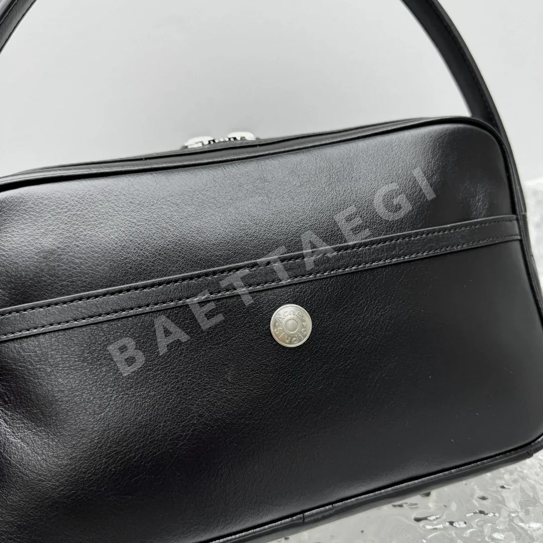 아크네스튜디오 카메로 스몰 143199 가방 Bag 상세 이미지 13