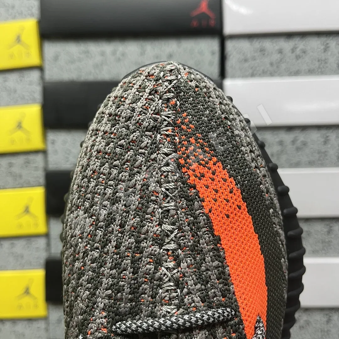 아디다스 [R] 이지 부스트 350 V2 HQ7045 200738 Adidas Yeezy Boost 350 V2 상세 이미지 2