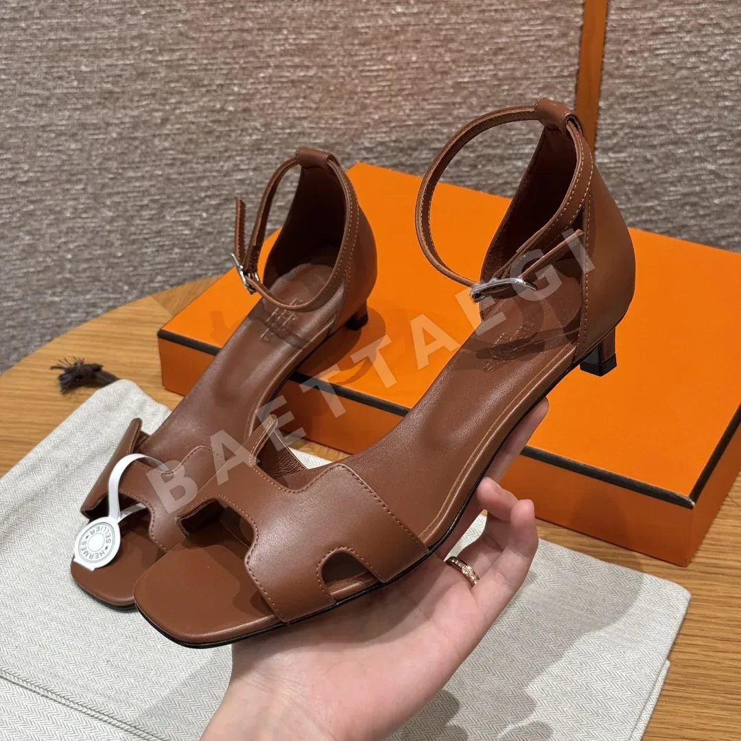 에르메스 조이 40 샌들 골드 카프스킨 H 컷아웃 상세 이미지 3