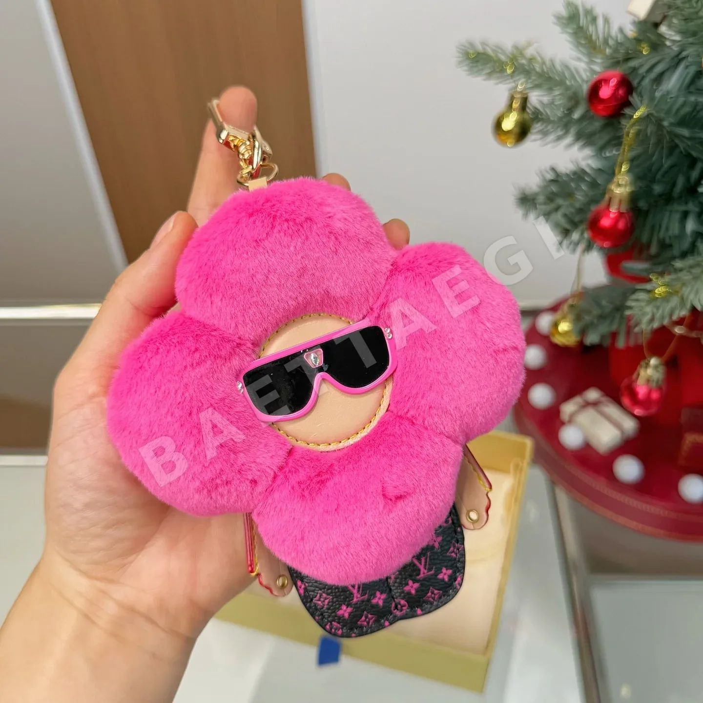 루이비통 비비안 해바라기 모노그램 키링 상세 이미지 4