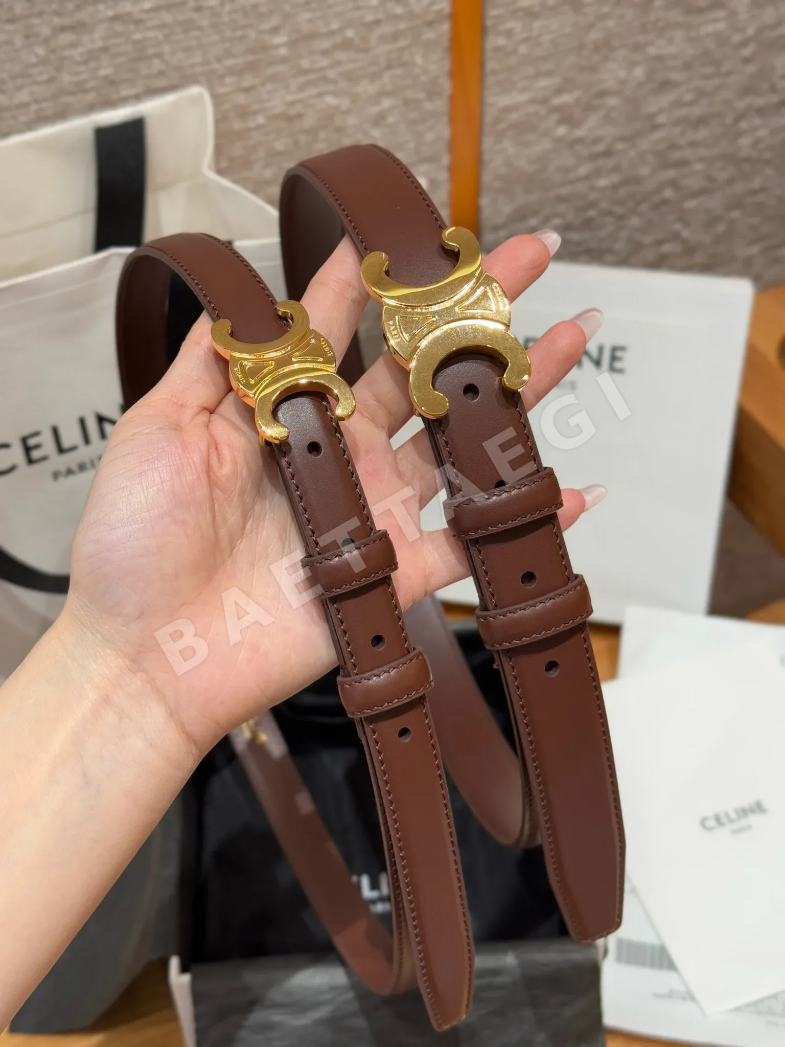 셀린느 광택 소가죽 골드 버클 벨트 171664