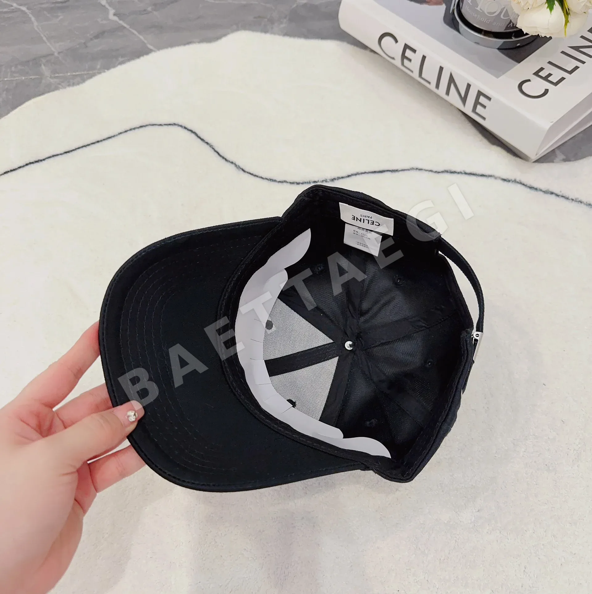 셀린느 클래식 자수 야구모자 상세 이미지 7