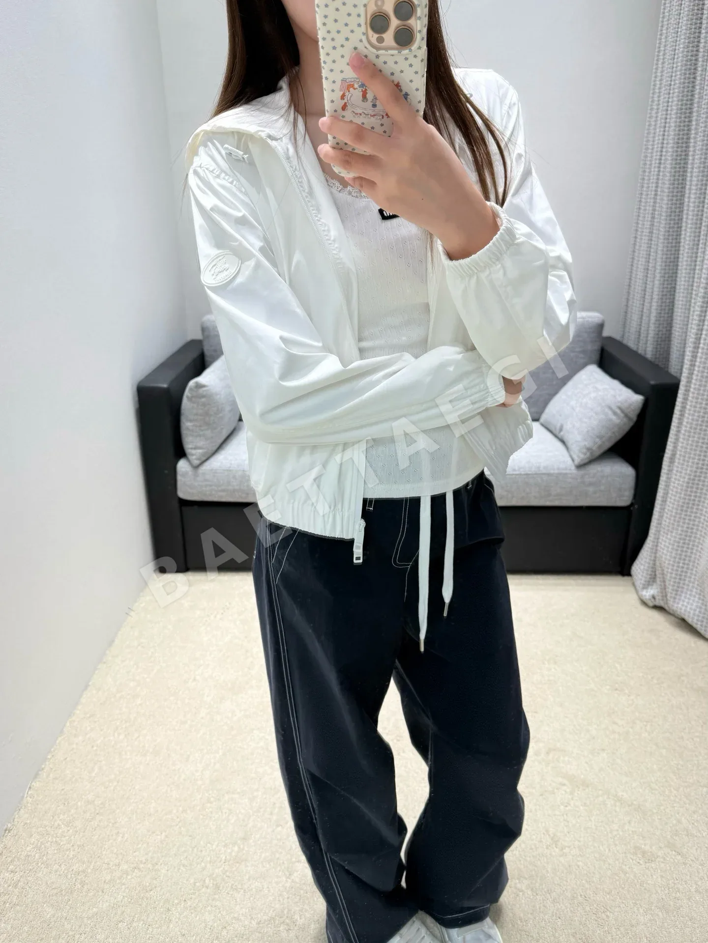 버버리 선프로텍션 경량 나일론 자켓 상세 이미지 2