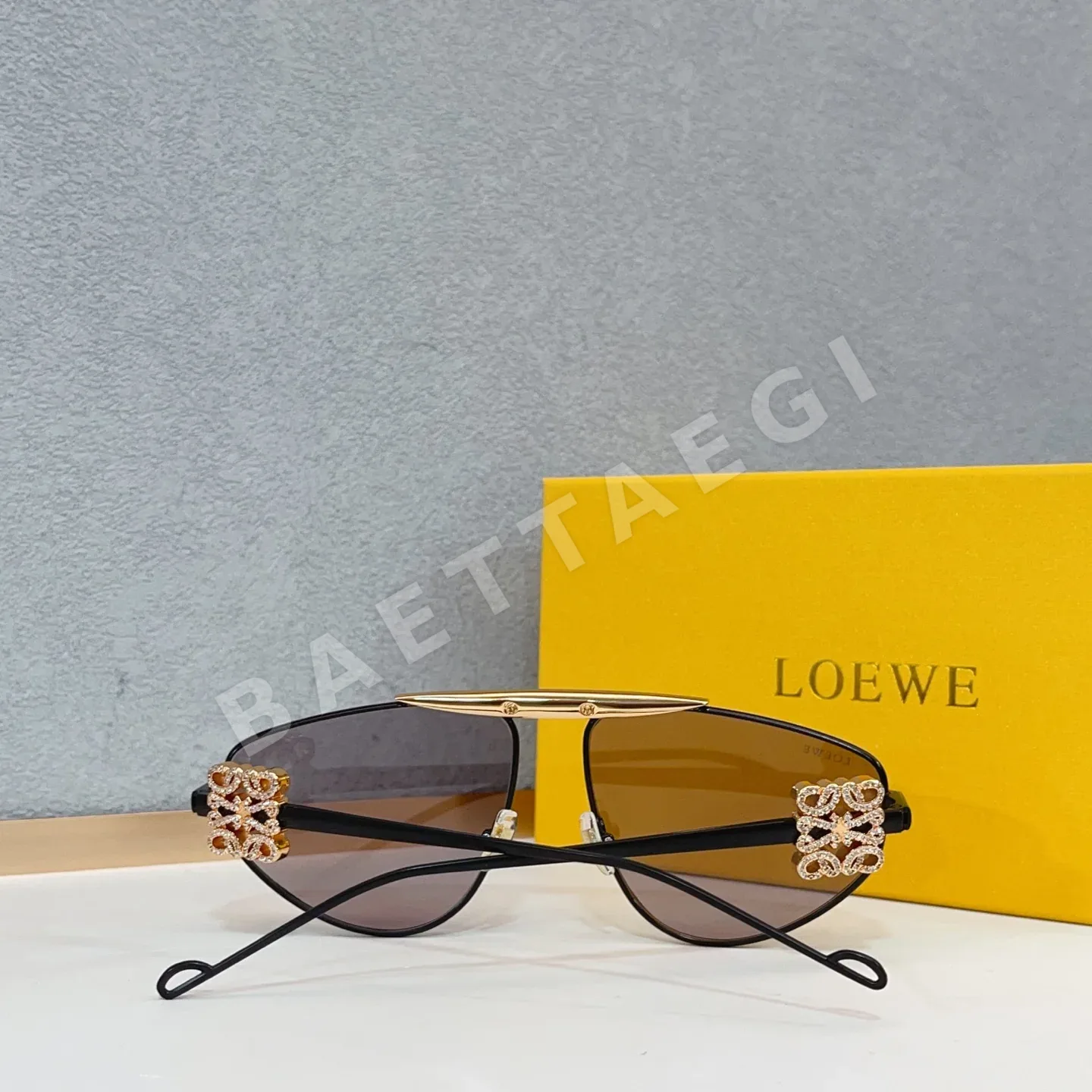 로에베 LW1735 LS 선글라스 상세 이미지 9