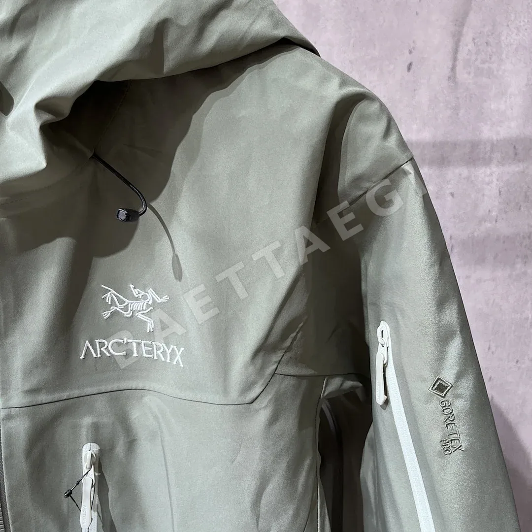 아크테릭스 [TZ] 알파 SV 자켓 6세대 포리지 그린 200133 Arc'teryx Alpha SV Jacket 6 Forage/Grey 상세 이미지 4