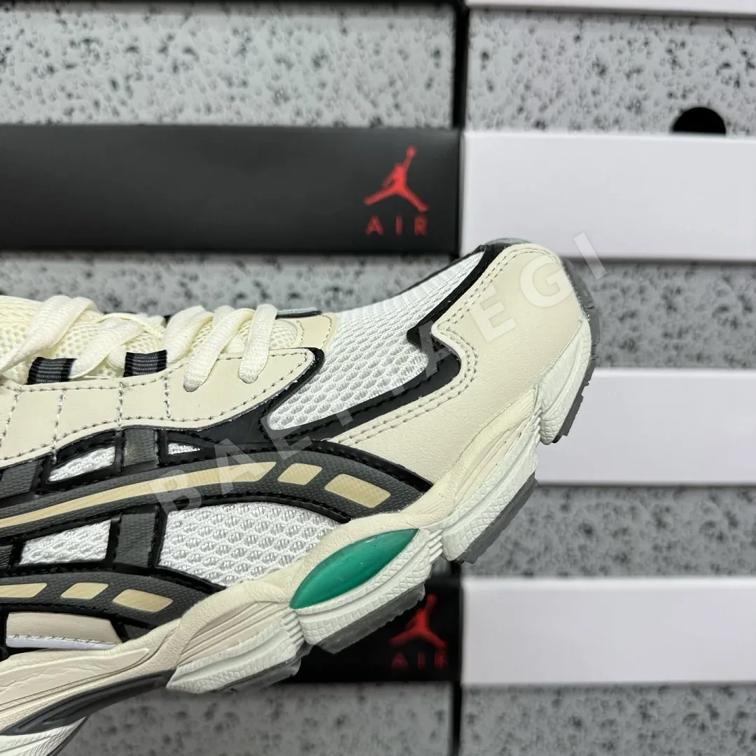 아식스 [GX] 젤 NYC 2055 1203A542-200 200543 Asics Gel-NYC 2055 Pale Oak Truffle Grey 상세 이미지 7