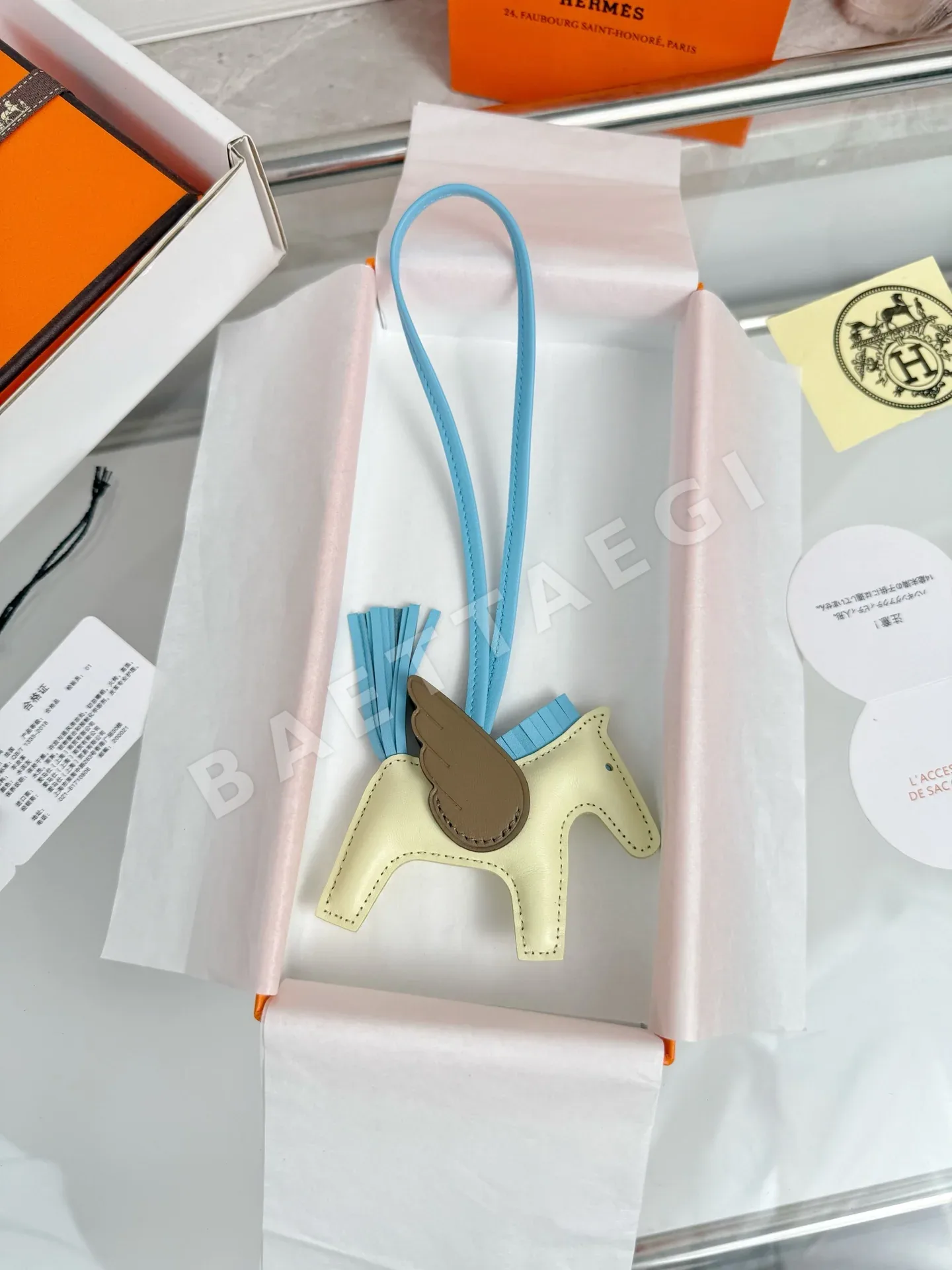 에르메스 페가수스 램스킨 키링 상세 이미지 3