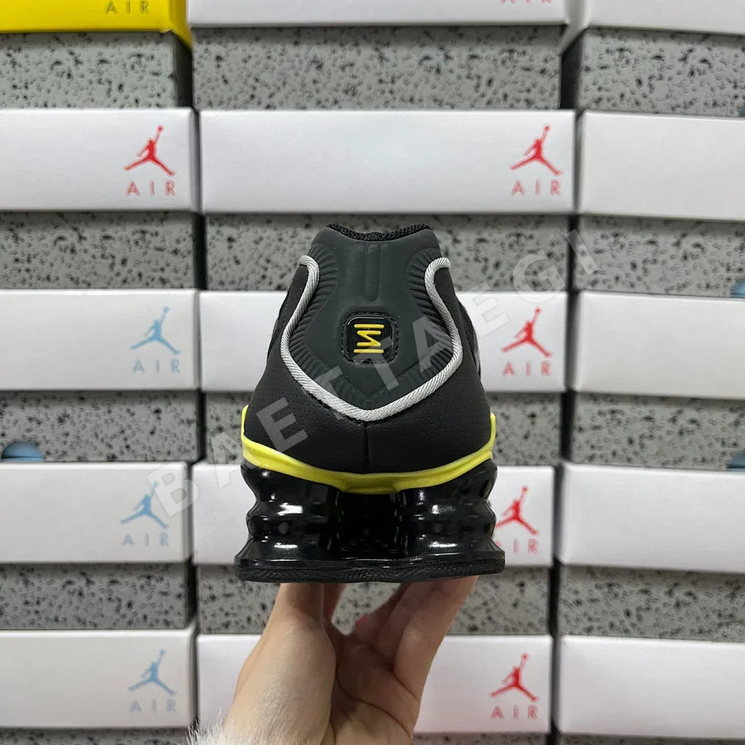 나이키 [MAX] 샥스 TL CN0151-002 201237 Nike Shox TL Black Dynamic Yellow Metallic 상세 이미지 8