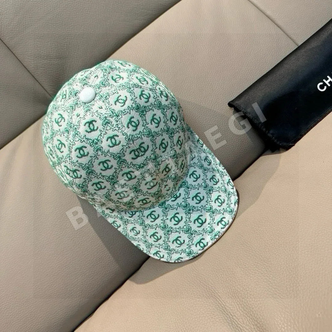 샤넬 더블 C 자카드 베이스볼 캡 185686