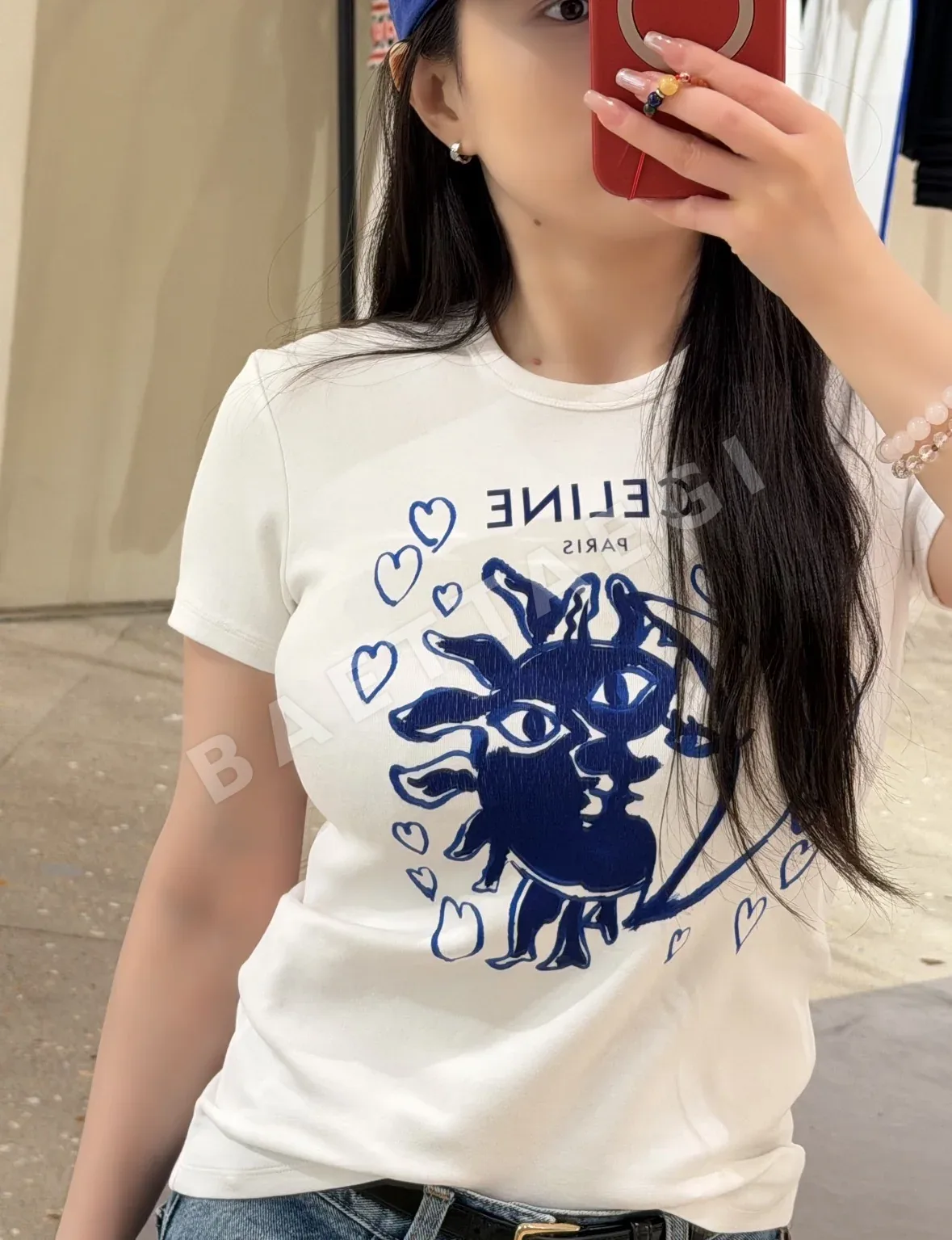 셀린느 그래피티 프린트 크루넥 반팔 티셔츠 상세 이미지 2