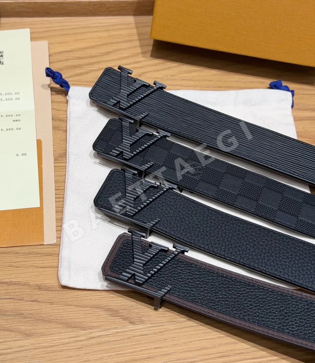 루이비통 40mm 이니셜 로고 리버시블 벨트 상세 이미지 3