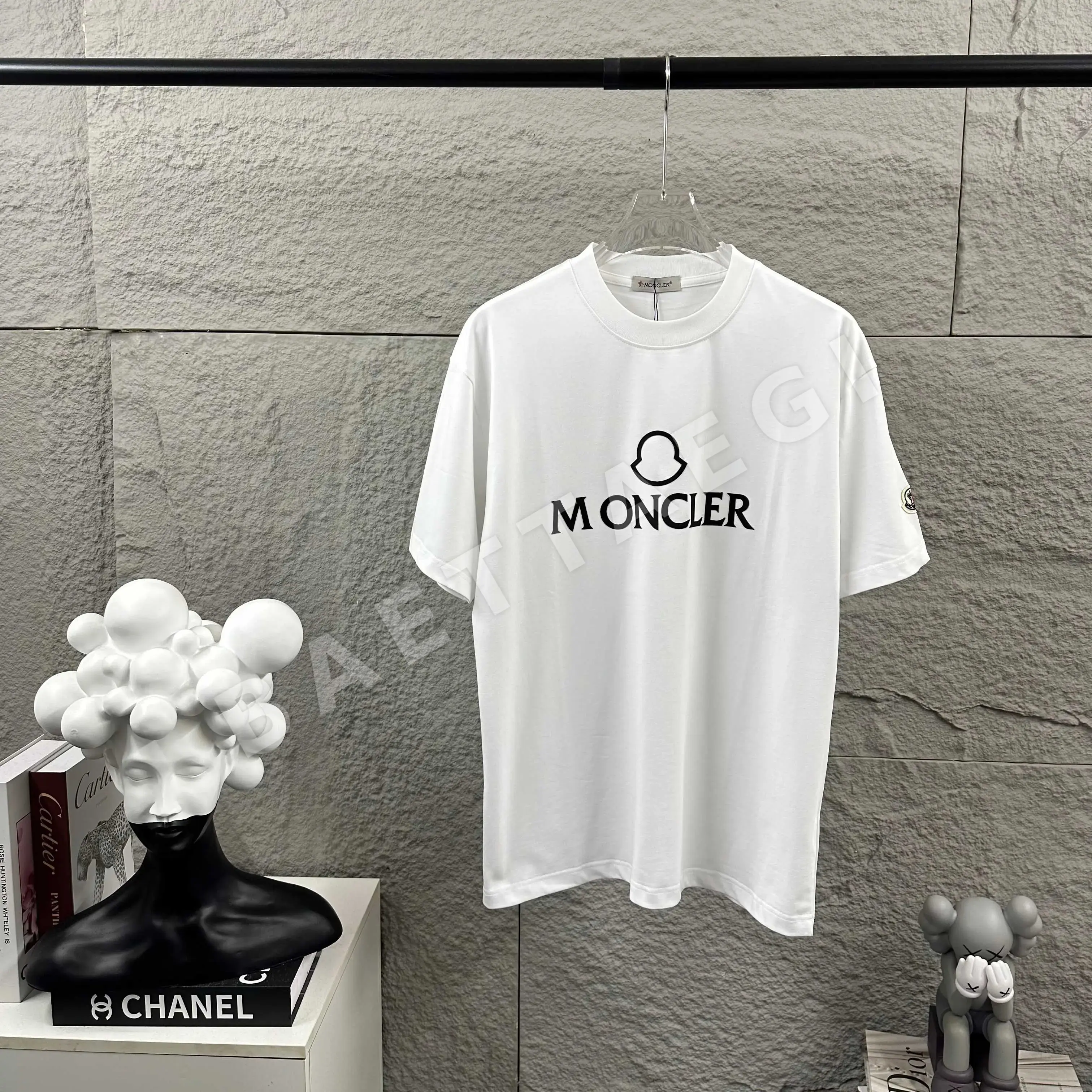 몽클레르 3D 실리콘 레터 반팔 티셔츠 남여공용 48686