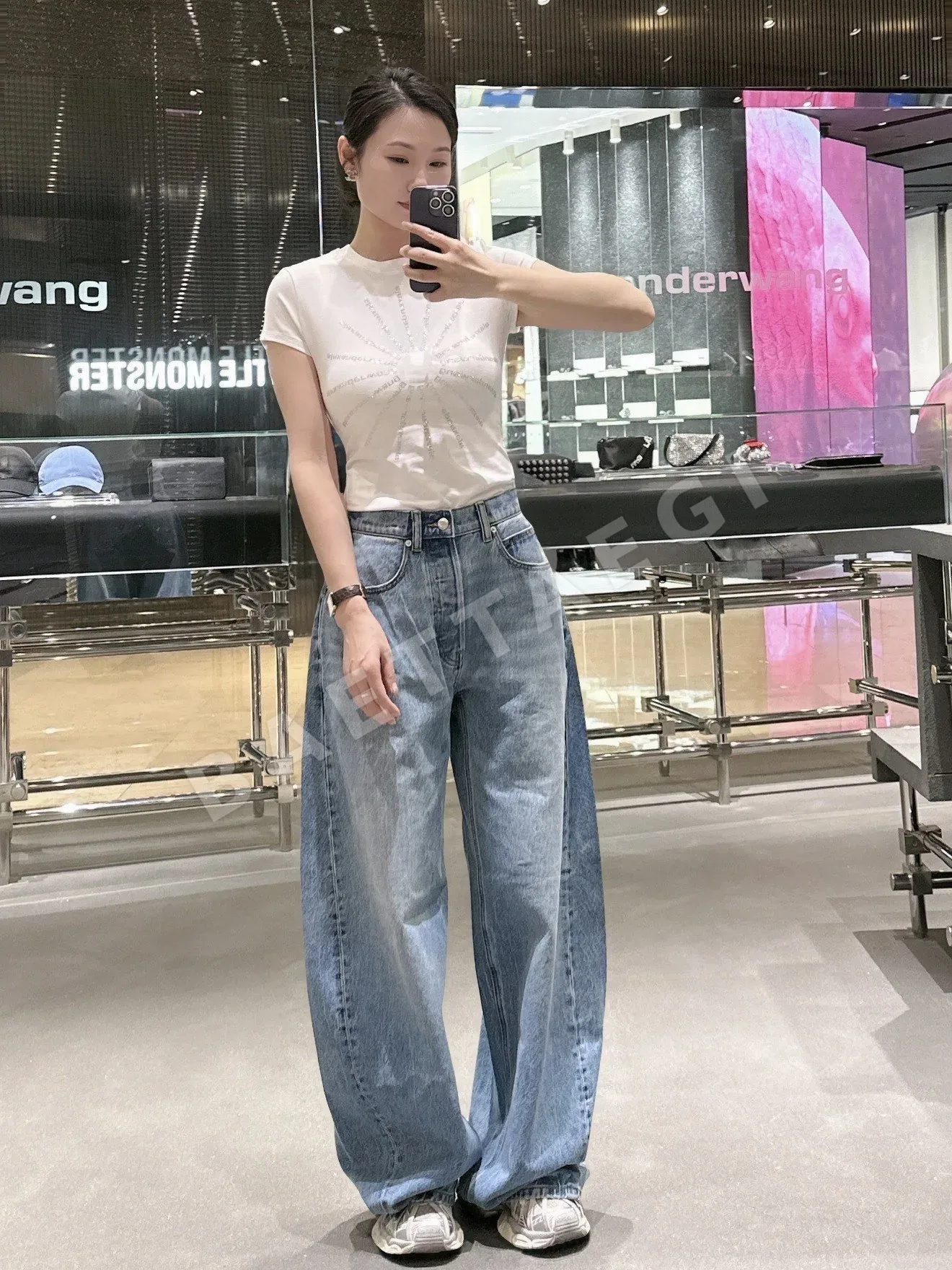 알렉산더왕 라인스톤 장식 여성 반팔 티셔츠 상세 이미지 9