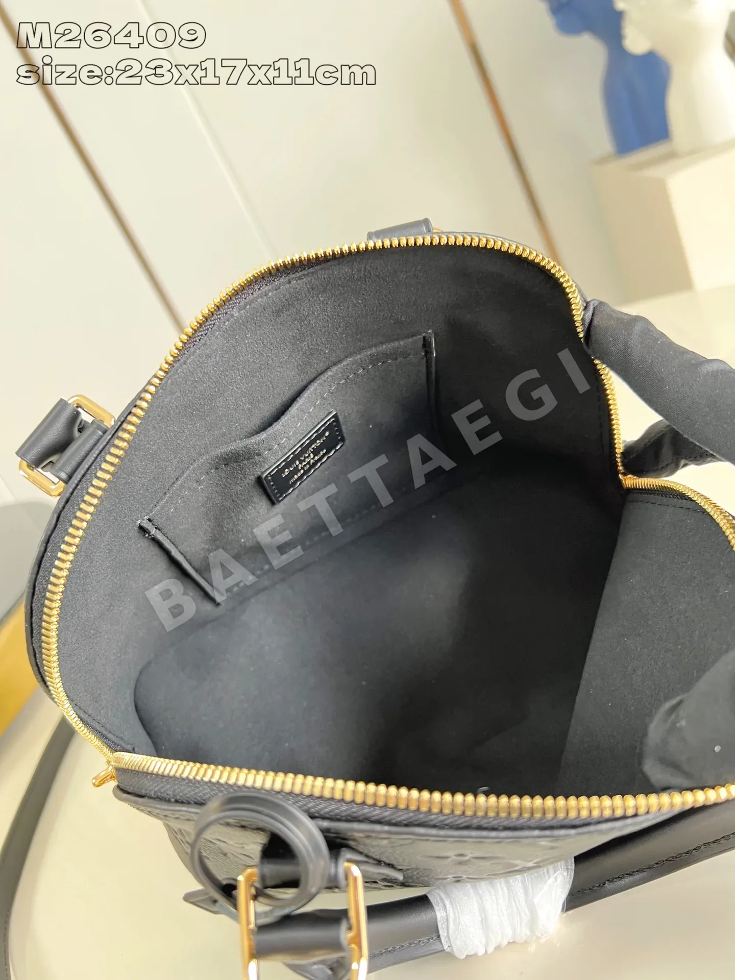 루이비통 엠보싱 모노그램 알마 BB 핸드백 M26409 상세 이미지 8
