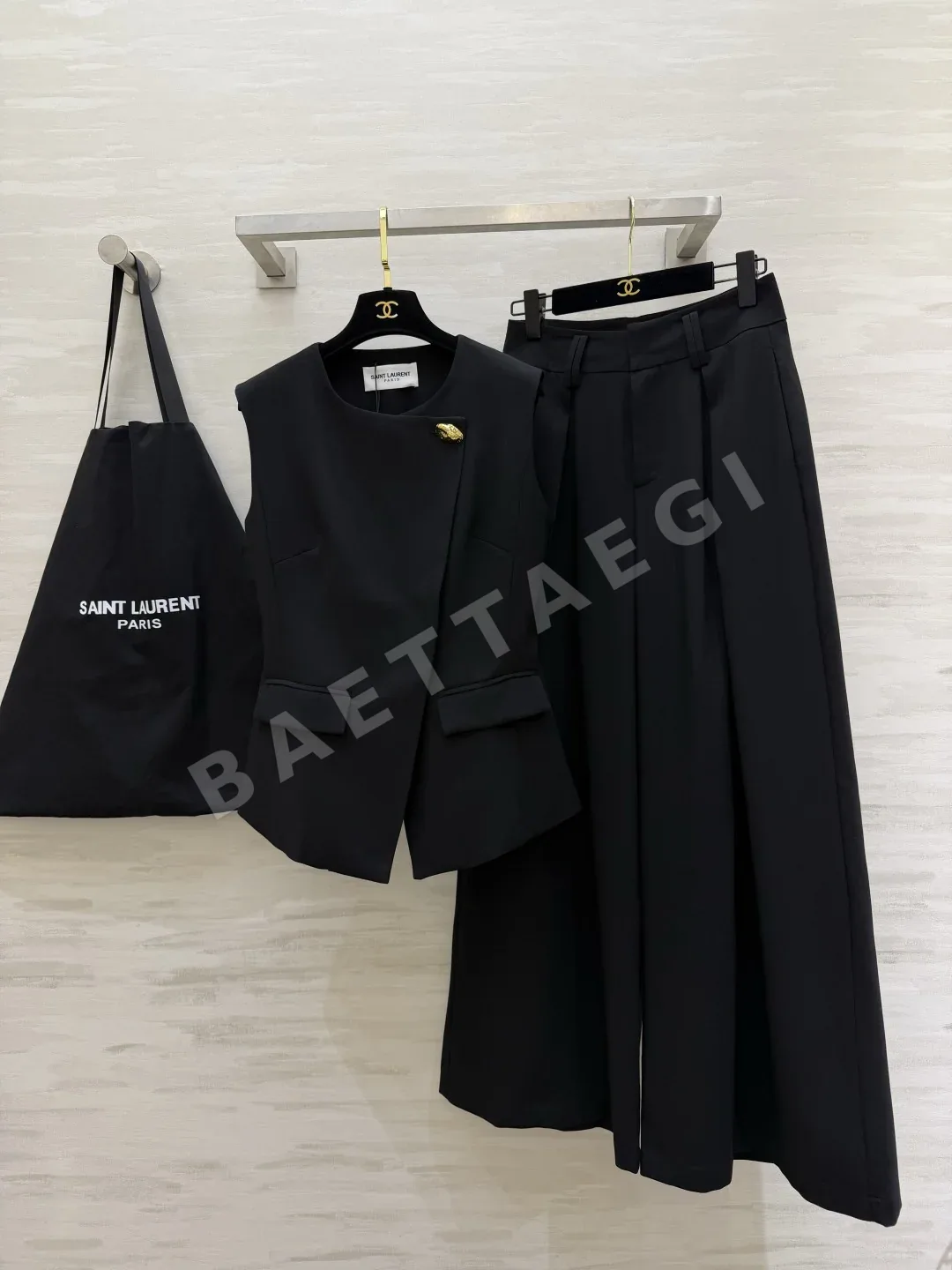 생로랑 여성 린넨 베스트 세트 103399