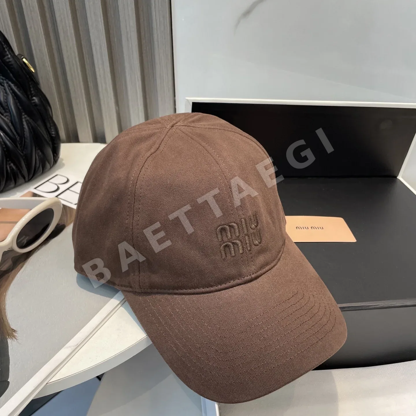 미우미우 코튼 워시드 베이스볼 캡 상세 이미지 8