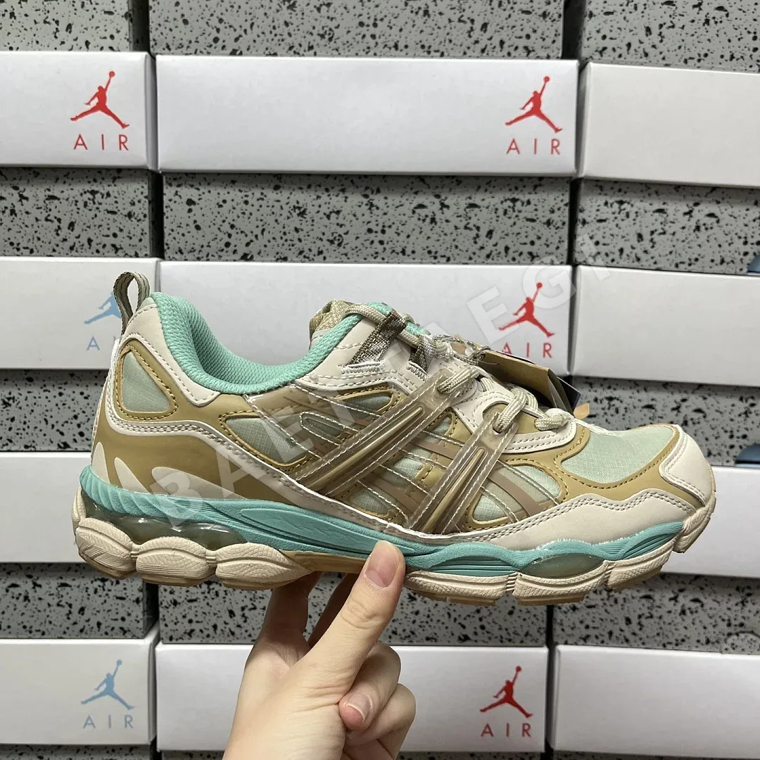 아식스 [GX] 젤 NYC 유틸리티 1203A558-300 200527 Asics Gel-NYC Utility Olive Grey Pepper 상세 이미지 4