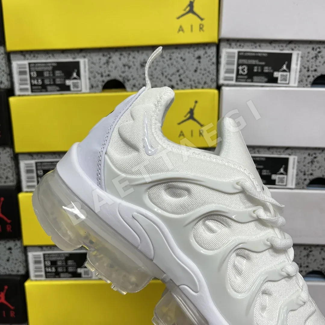 나이키 [OT] 에어 베이퍼맥스 플러스 934463-100 201577 Nike Air VaporMax Plus White 상세 이미지 3