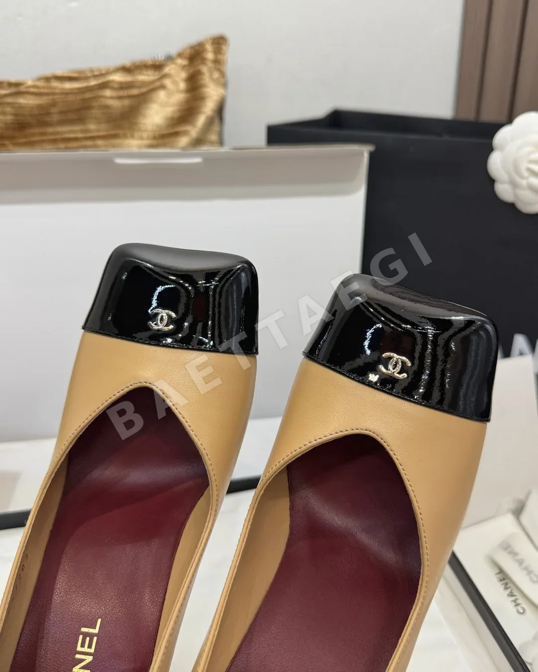 샤넬 스퀘어 토 청키 힐 여성 구두 상세 이미지 7