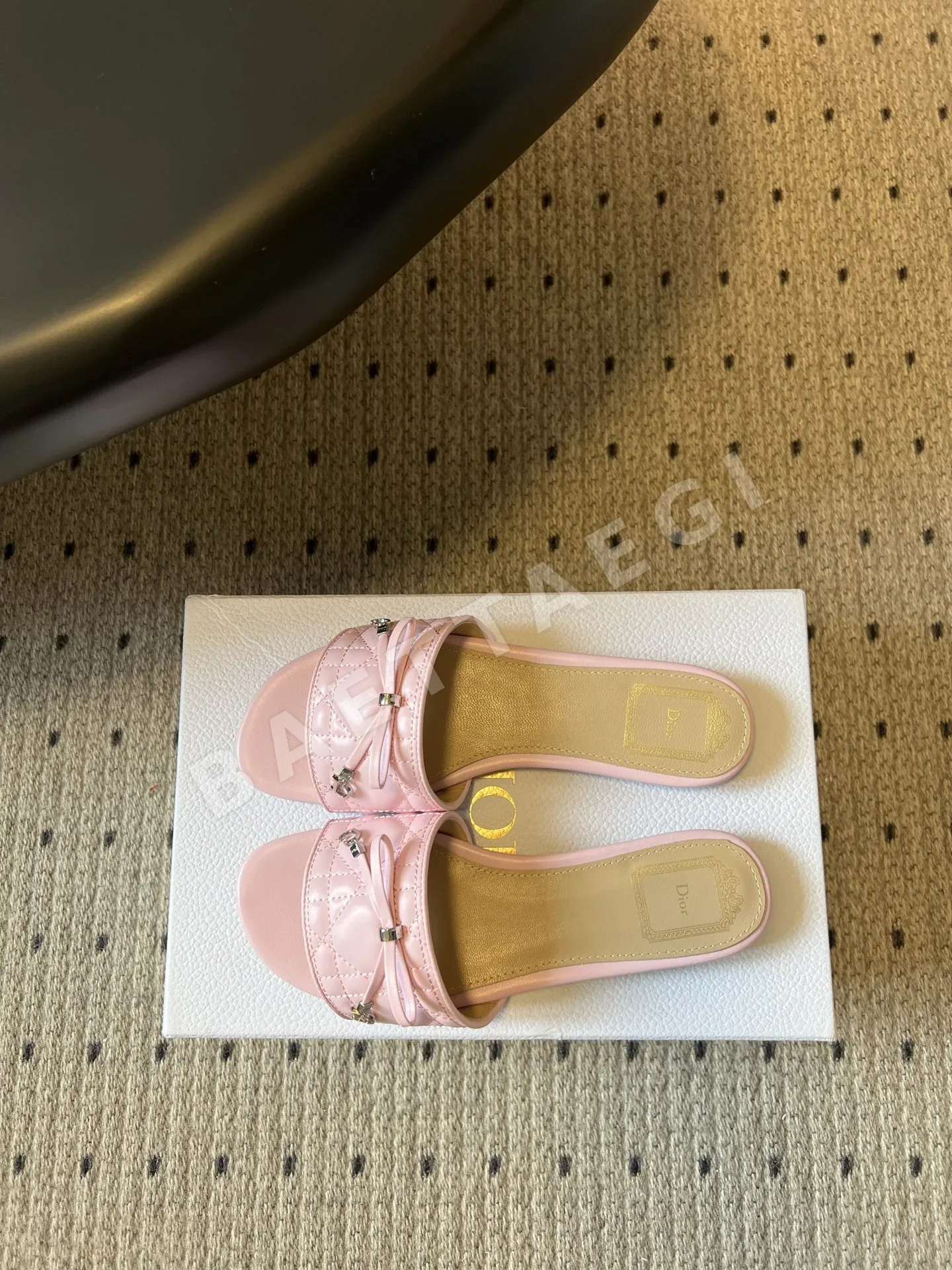 디올 카나쥬 보우 샌달 상세 이미지 6