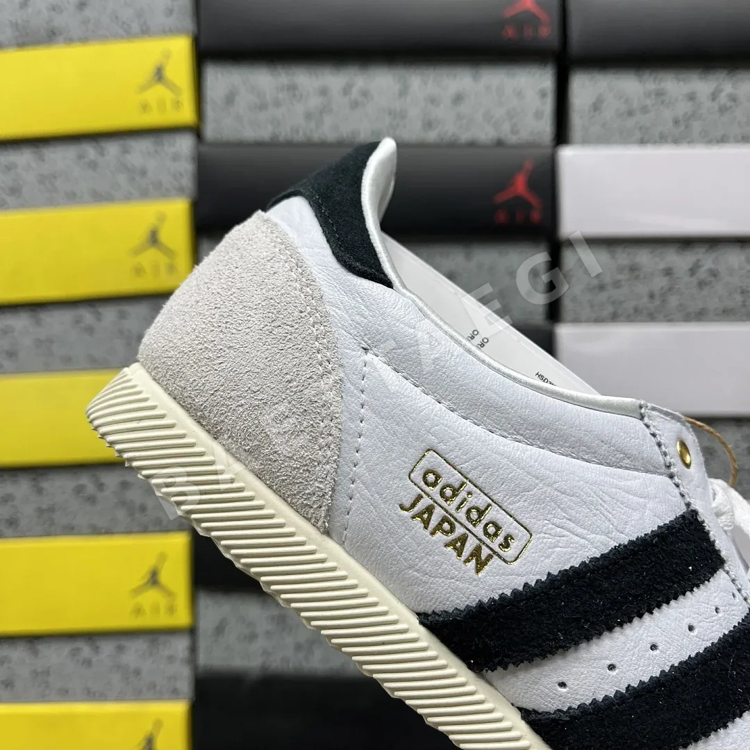 아디다스 [GOD] 재팬 IH5489 200845 Adidas Japan Cloud White Black 상세 이미지 3