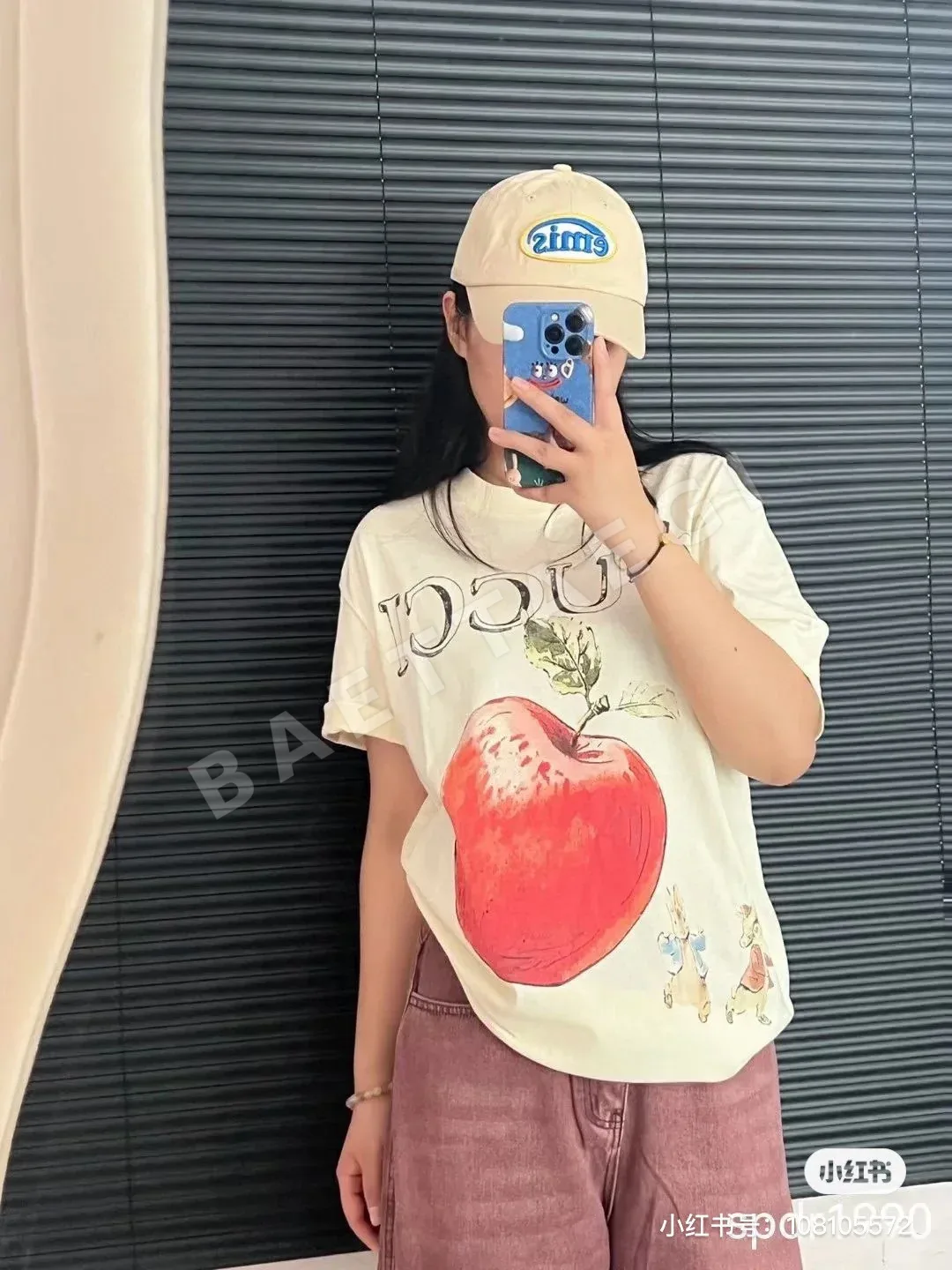 구찌 애플 프린트 크루넥 반팔 티셔츠 88101