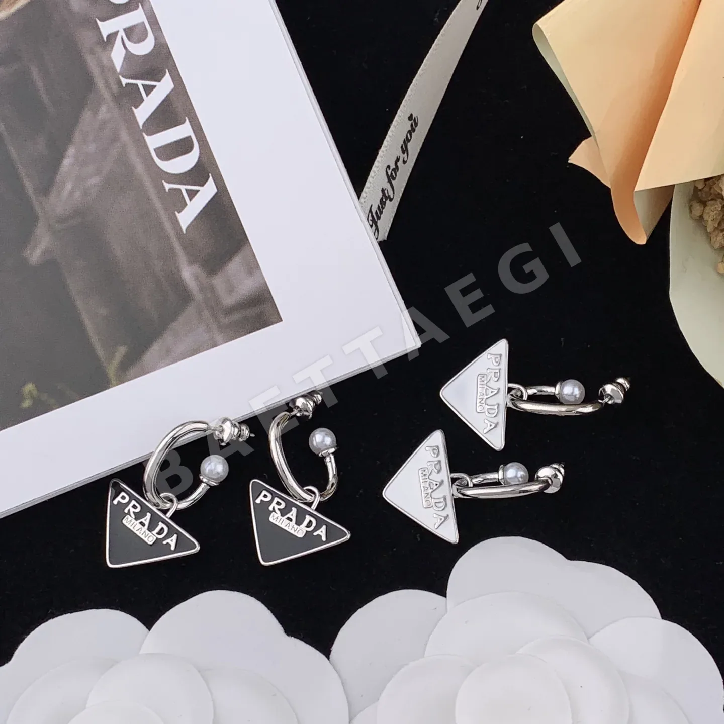 프라다 귀걸이 71454 Prada Earrings 상세 이미지 4