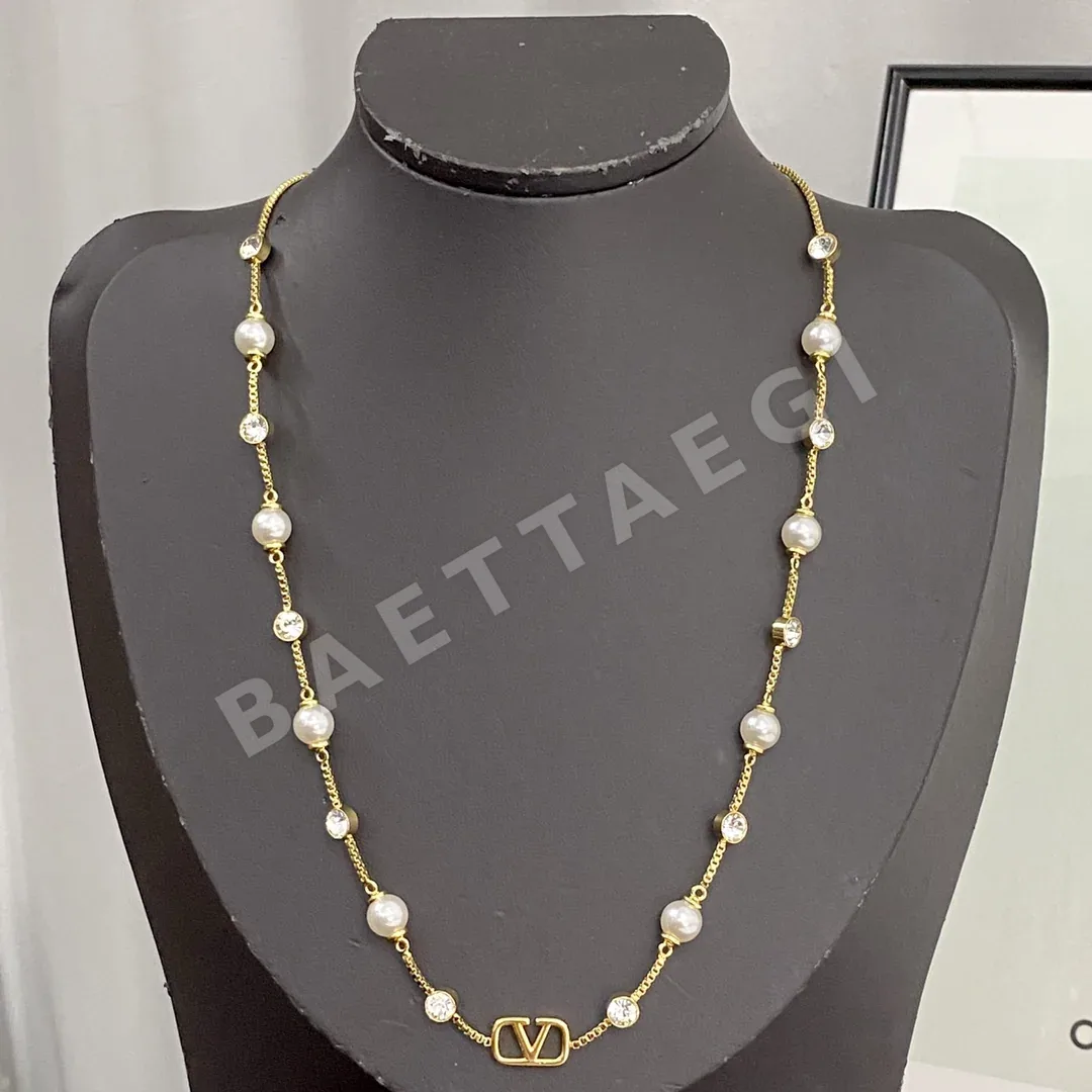 발렌티노 목걸이 63480 Valentino Necklace