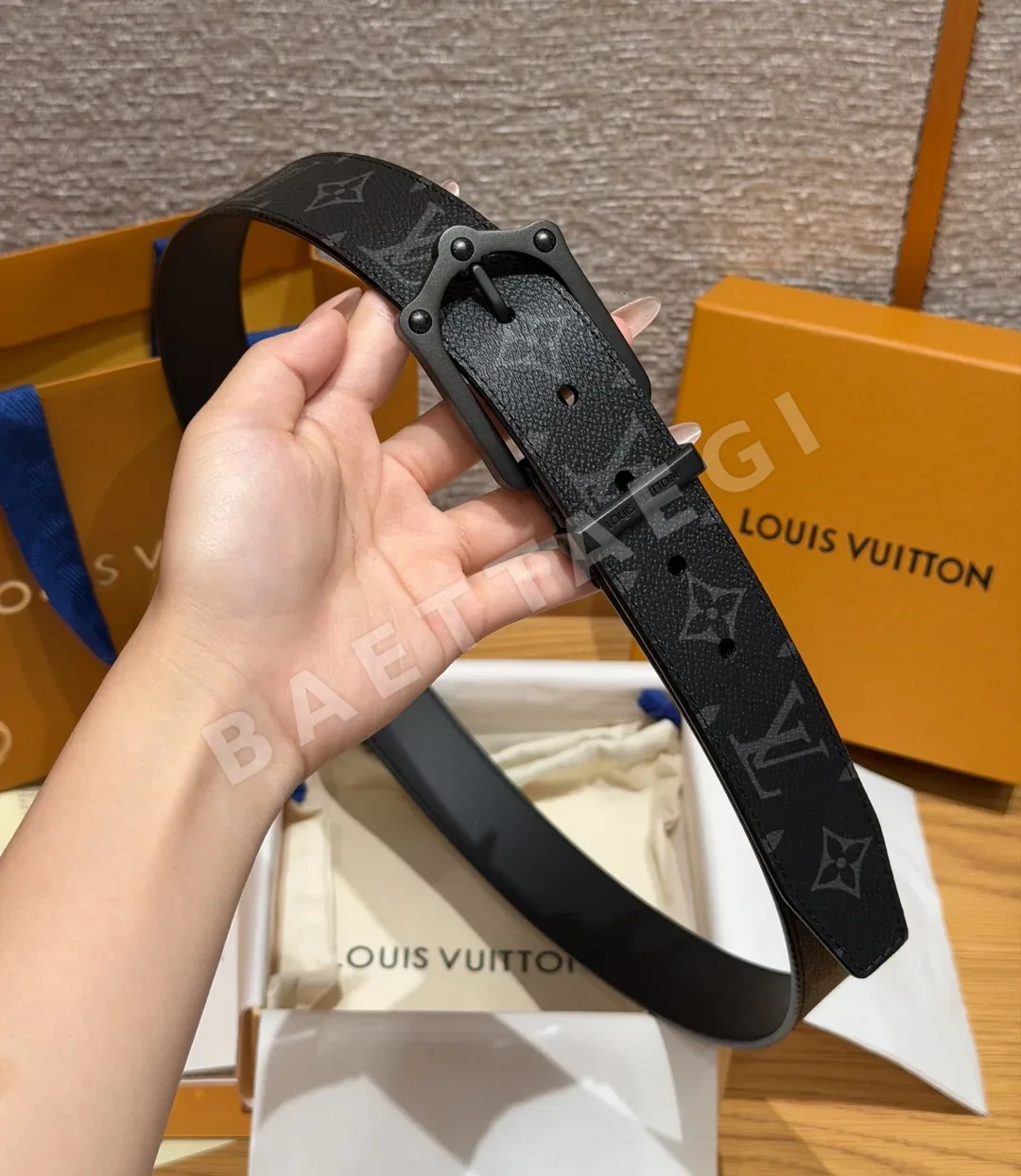 루이비통 프록 35mm 리버서블 벨트 상세 이미지 3