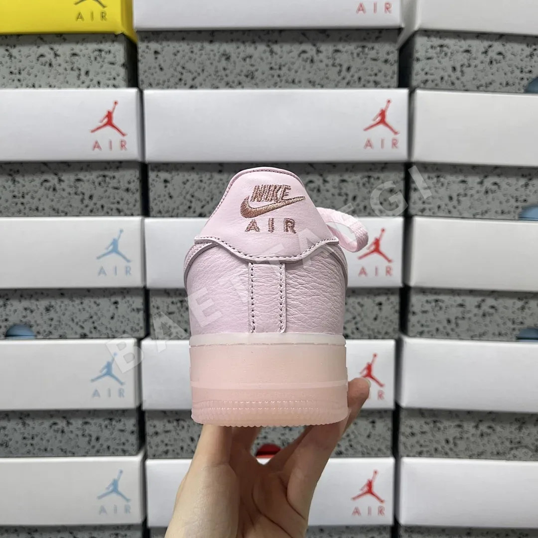 나이키 [MAX] 에어 포스 1 로우 핑크 CZ8065-600 201209 Nike Air Force 1 Low Drake NOCTA 상세 이미지 5