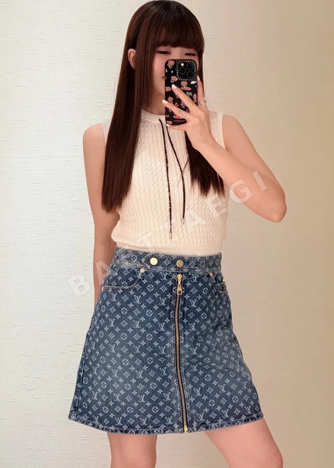 루이비통 모노그램 드로스트링 여성 반팔 니트 베스트 상세 이미지 8