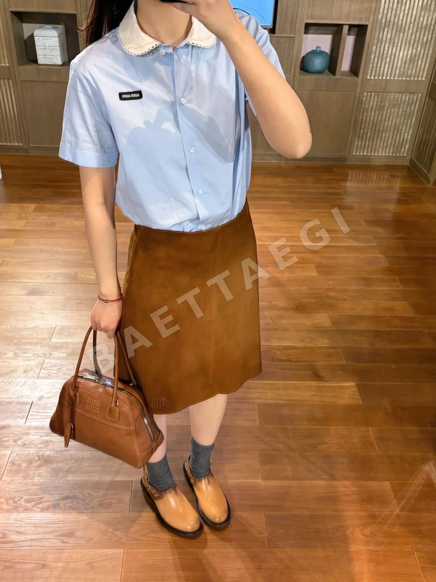 미우미우 피터팬 카라 레이스 배색 반팔 셔츠 상세 이미지 5
