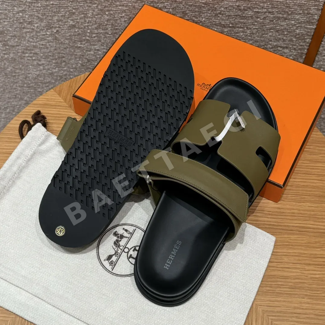 에르메스 시프레 샌들 아미 그린 램스킨 오버라핑 스트랩 상세 이미지 4