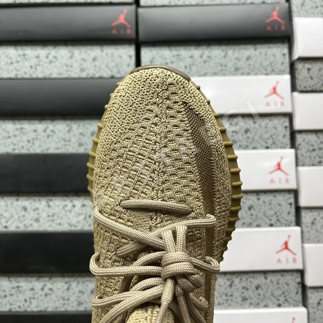 아디다스 [XQ] 이지 부스트 350 V2 FX9033 200801 Adidas Yeezy Boost 350 V2 Earth 상세 이미지 4